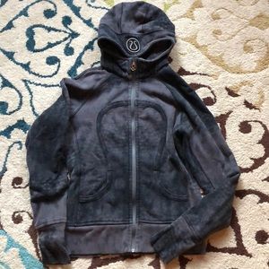 LULULEMON SCUBA SNOWY OWL 8